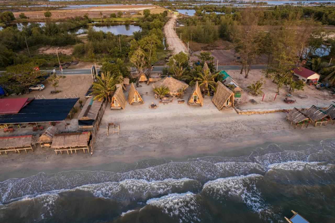 Young Wild And Free Koh Kong Exterior photo