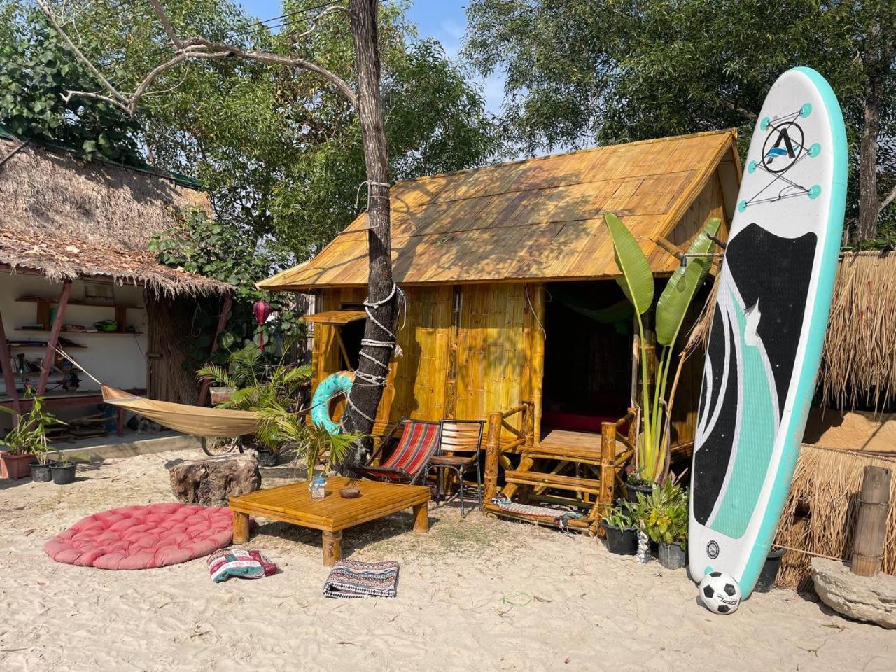 Young Wild And Free Koh Kong Exterior photo